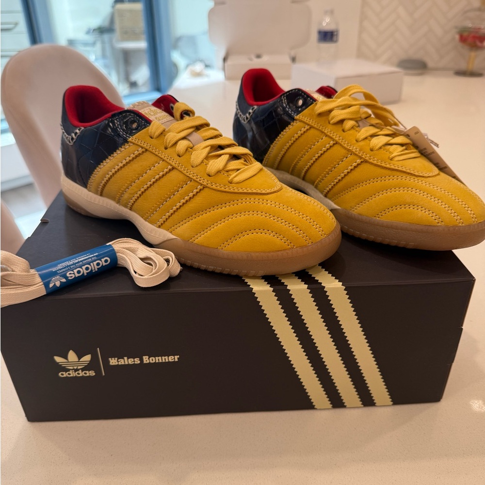 ADIDAS BY WALES BONNER
Suede Samba Sneaker